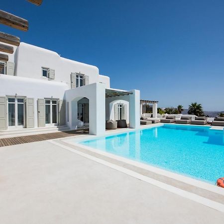 Diles Villas & Suites Mykonos Tourlos Exterior photo