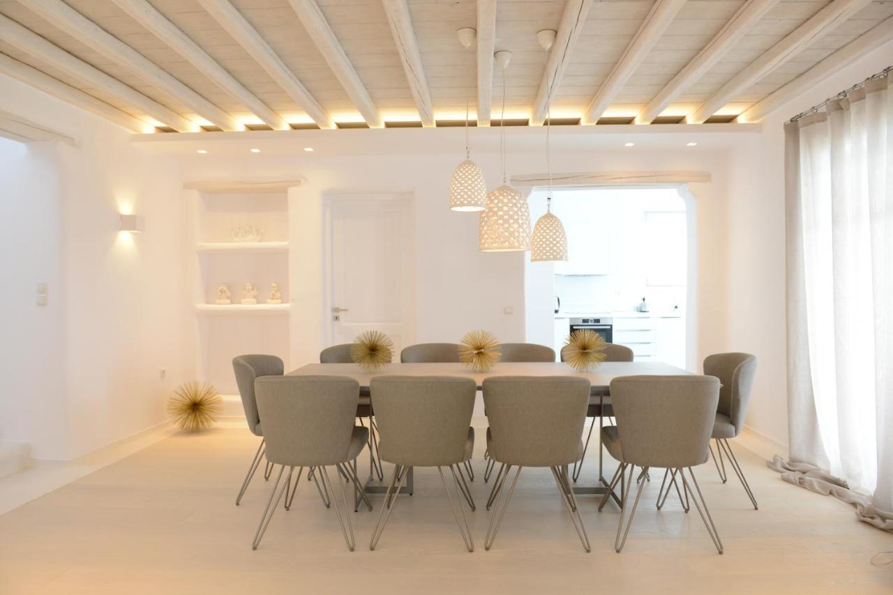 Diles Villas & Suites Mykonos Tourlos Exterior photo